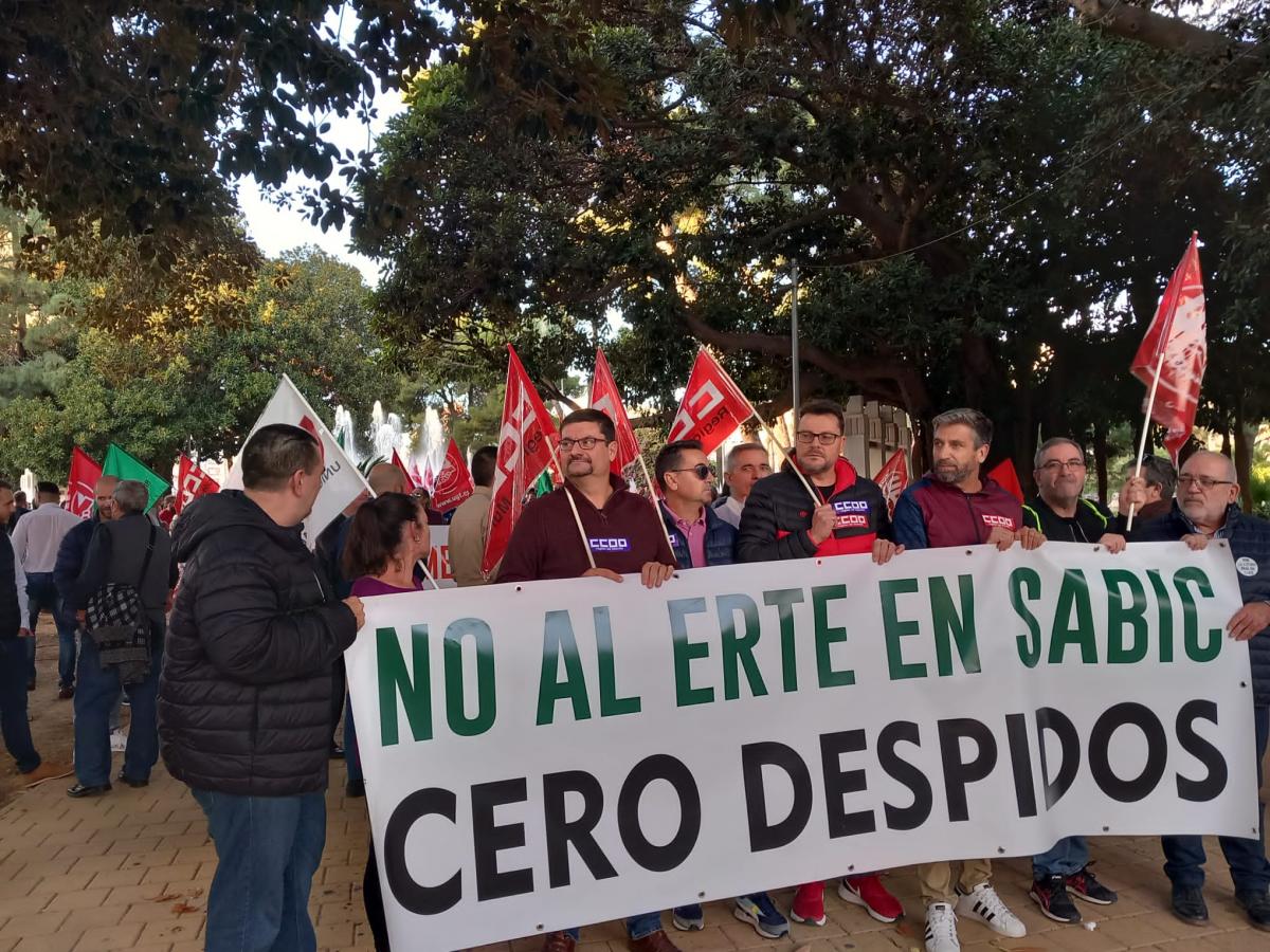 Manifestación por el futuro de SABIC en Cartagena 25 11 2022