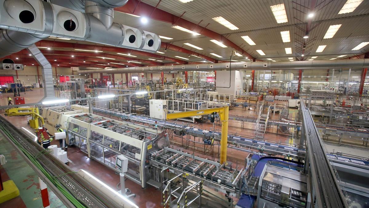 Interior de la fábrica de Colebega