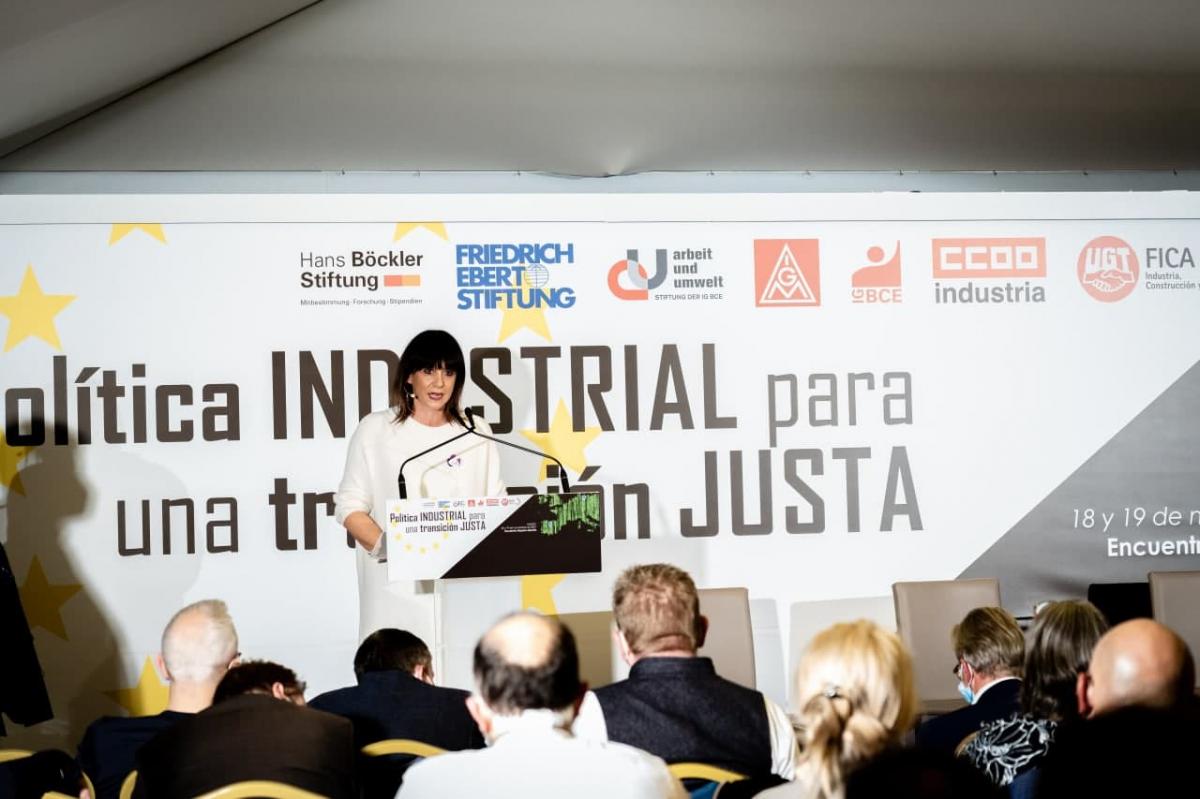 Garbiñe Espejo, Secretaria General de CCOO de Industria, en su intervención en las Jornadas sobre Transición Justa