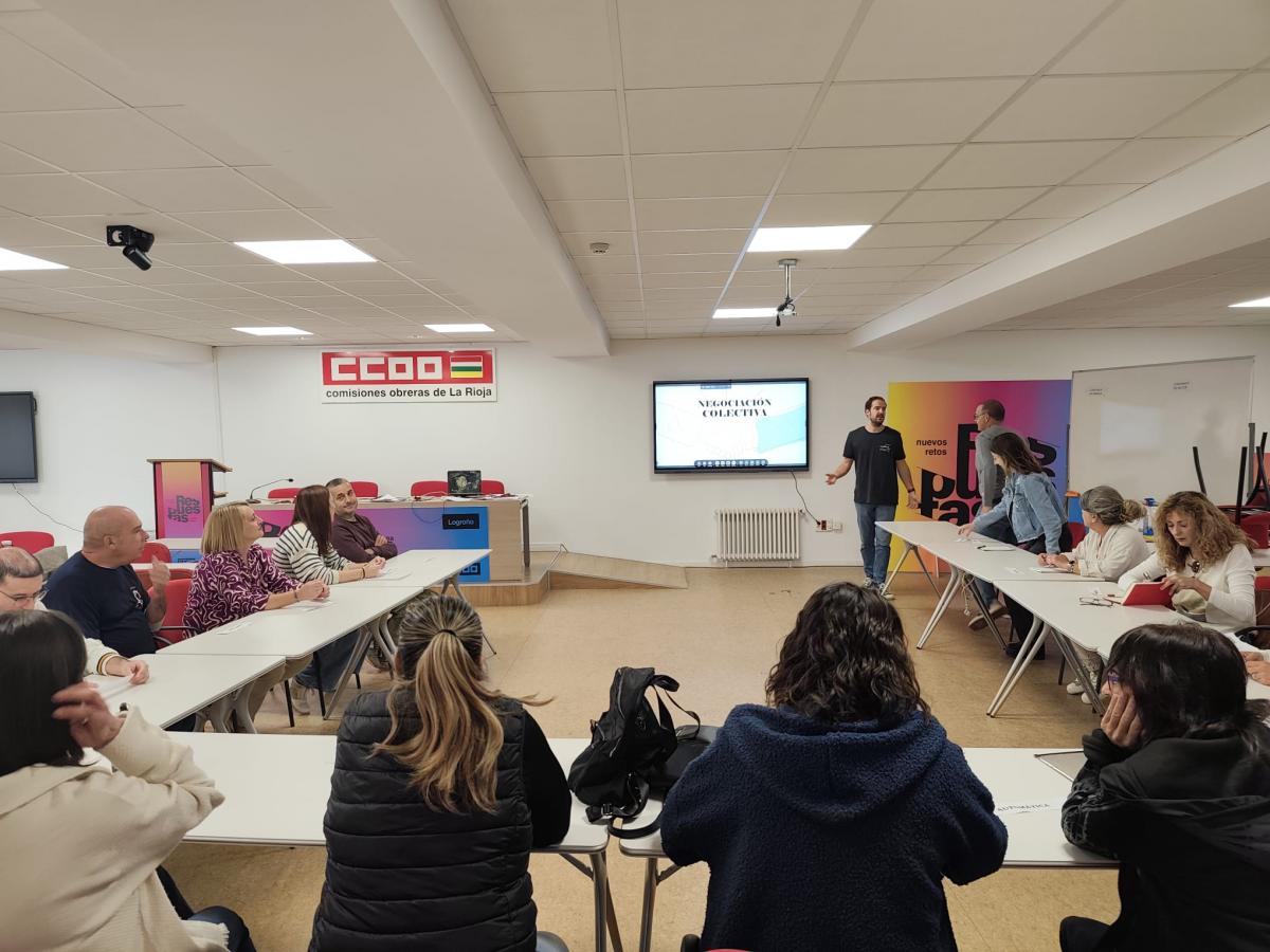 Delegados y delegadas de CCOO La Rioja durante la sesión formativa de Negociación Colectiva.