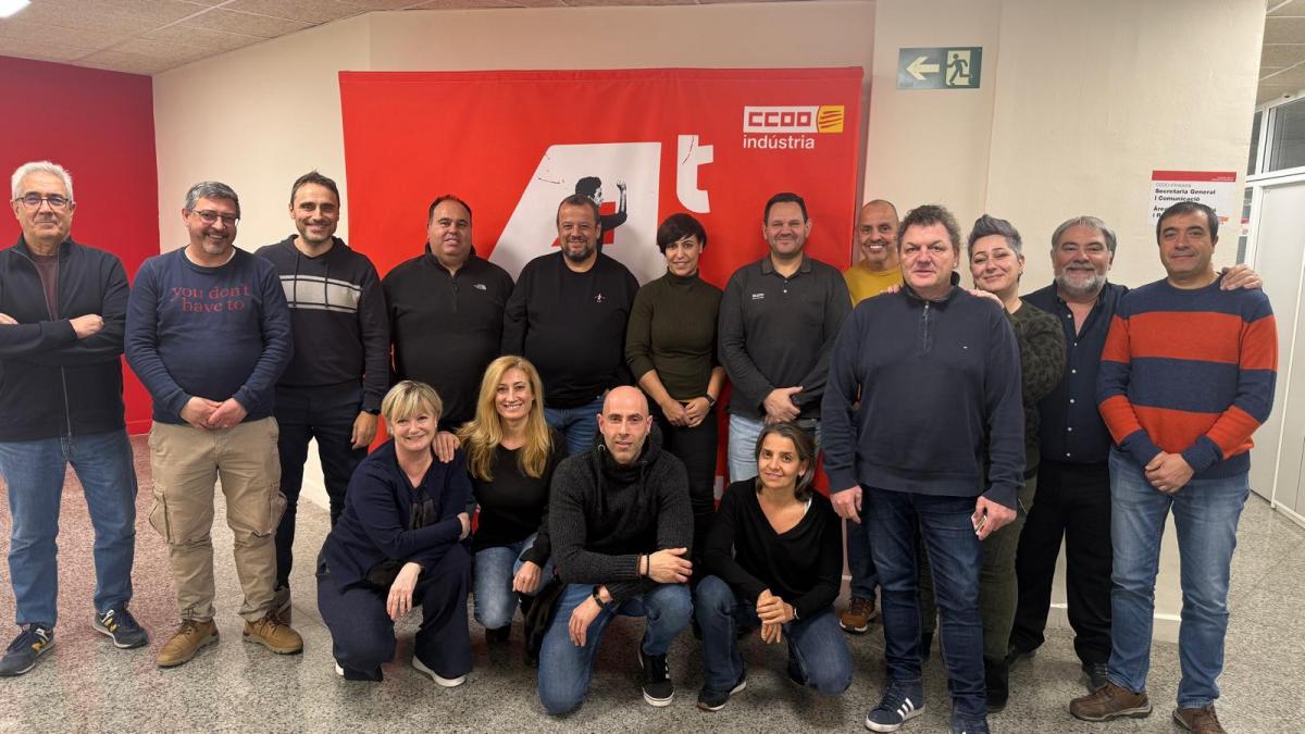 Foto de grupo de la Ejecutiva de CCOO en Robert Bosch durante su reunión en Barcelona