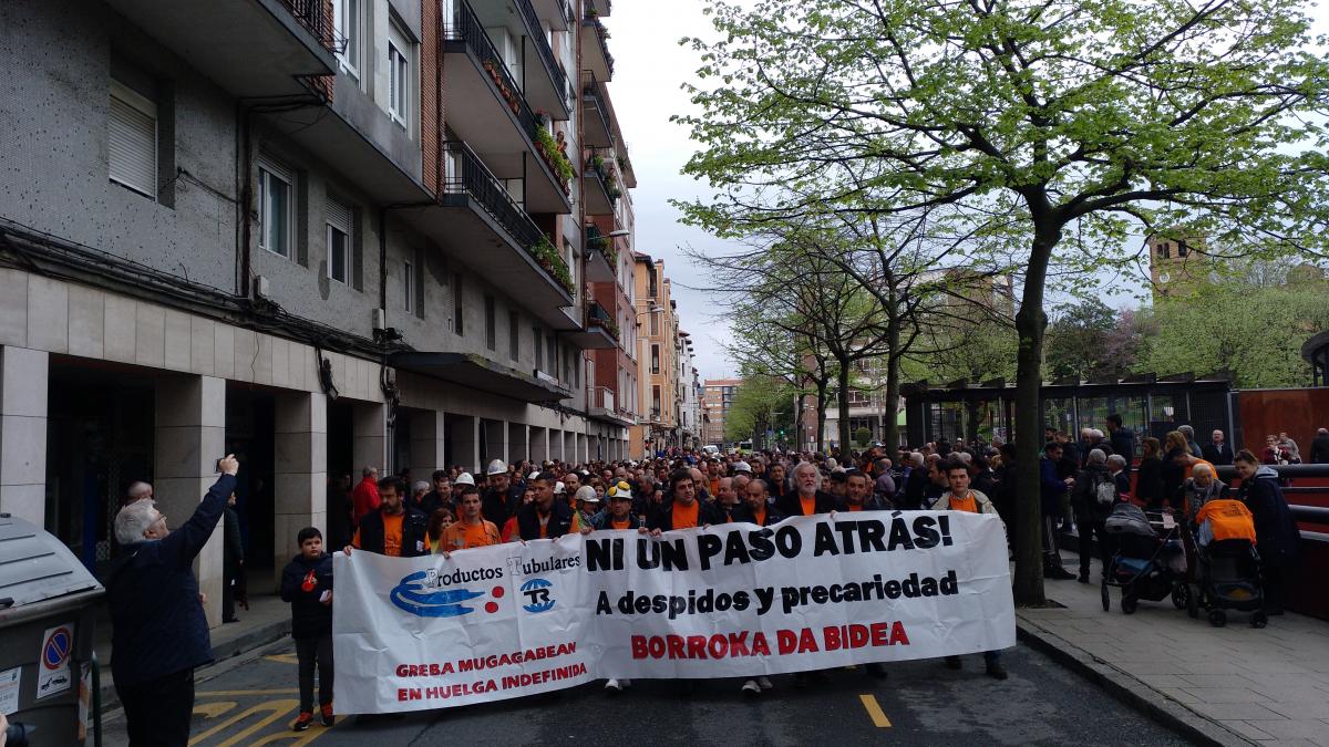 Manifestacin de la plantilla de Productos Tubulares en Sestao