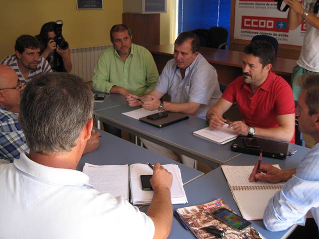 Reunin de la Comisin Ejecutiva de la Seccin Intercentros de CCOO en Alcoa .