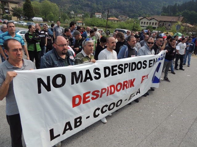 Movilizacin por el mantenimiento del empleo en Talleres Negarra, S.A.