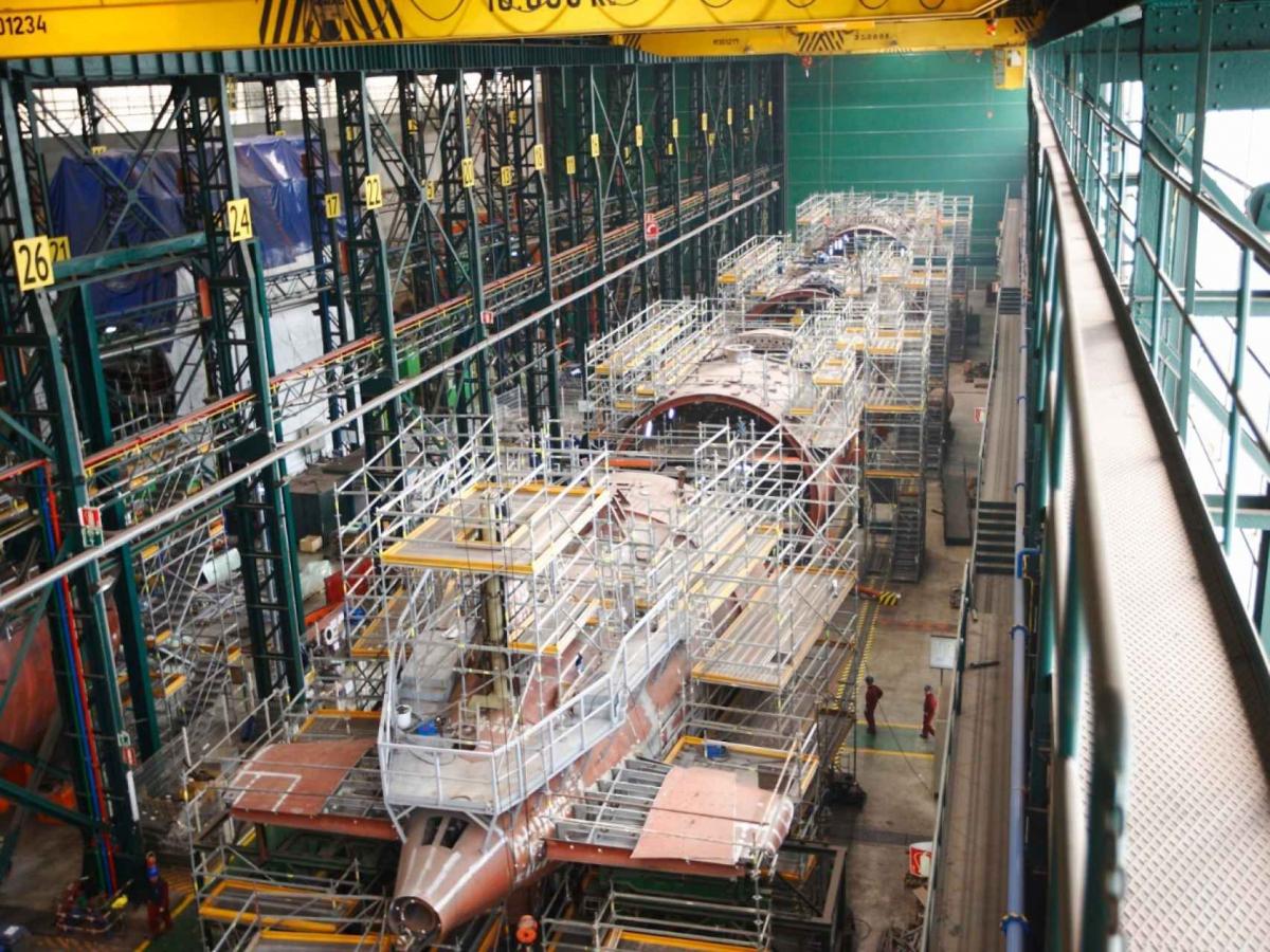 Submarino de la clase 80 en construccin en los talleres de Navantia Cartagena