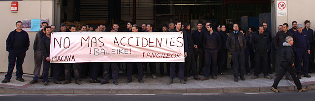 La movilizacin reuni a decenas de trabajadores de Baleike.