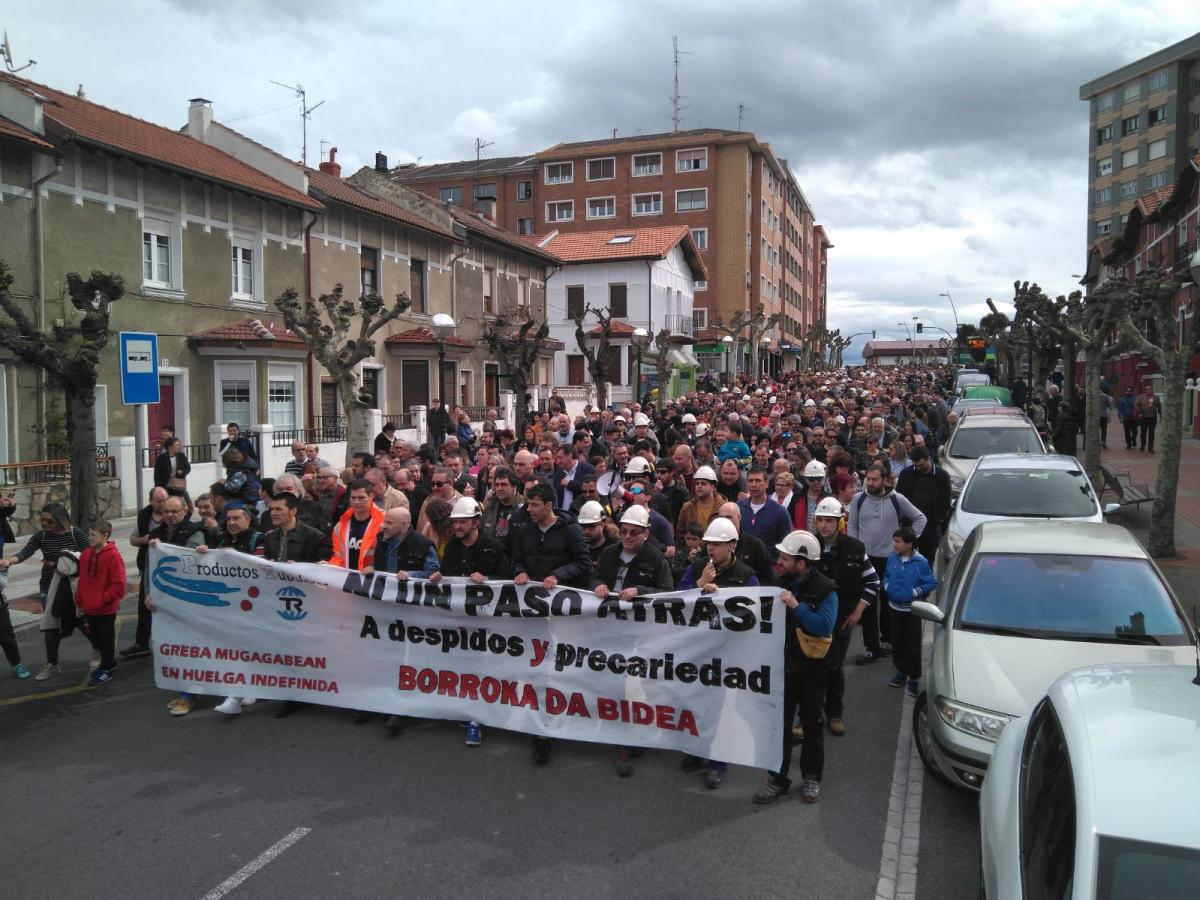 Manifestacin en Sestao de Productos Tubulares