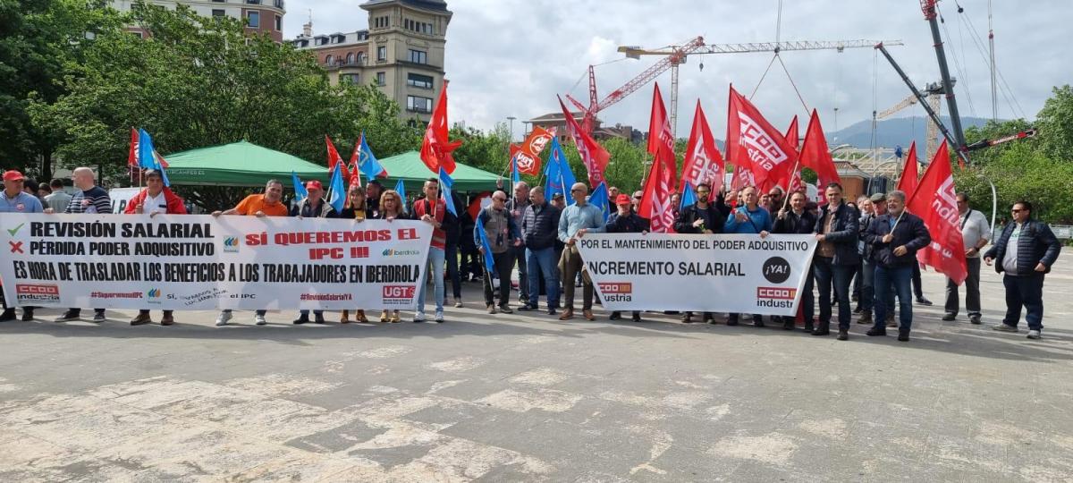 Concentracin en Bilbao. Foto de archivo