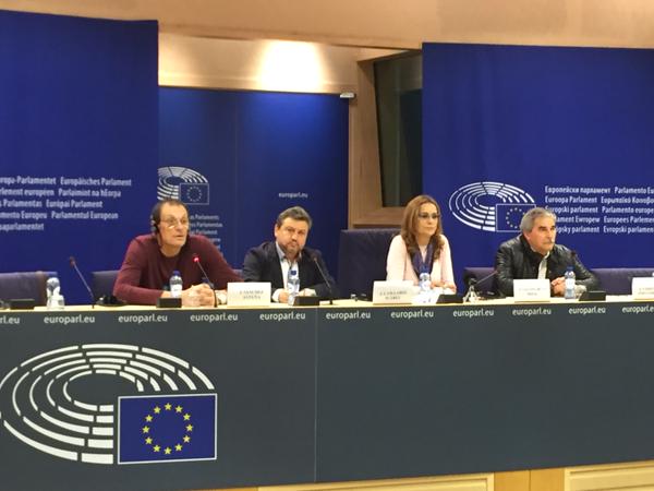  En la rueda de prensa del Parlamento Europeo