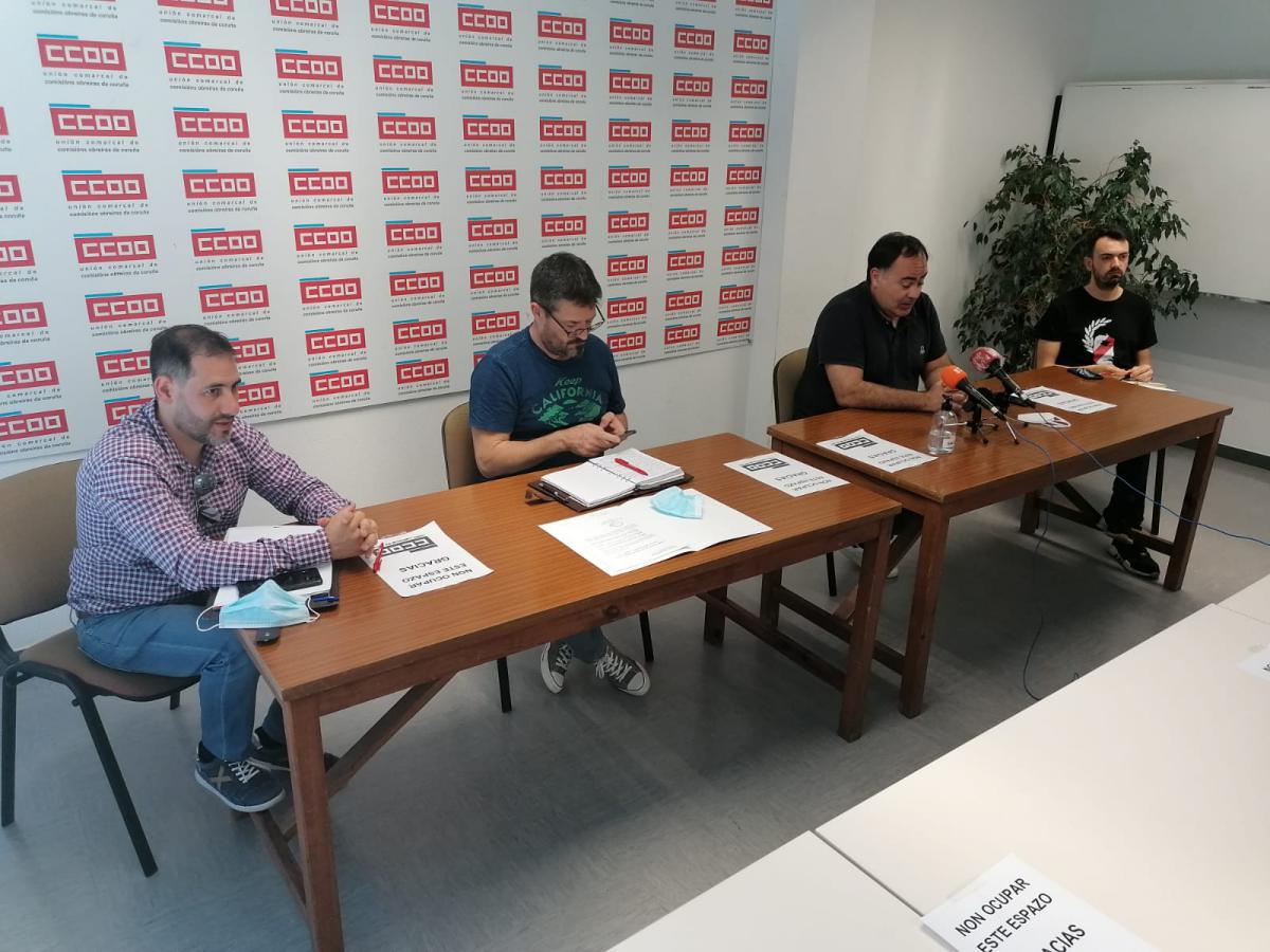 Un momento da conferencia de prensa