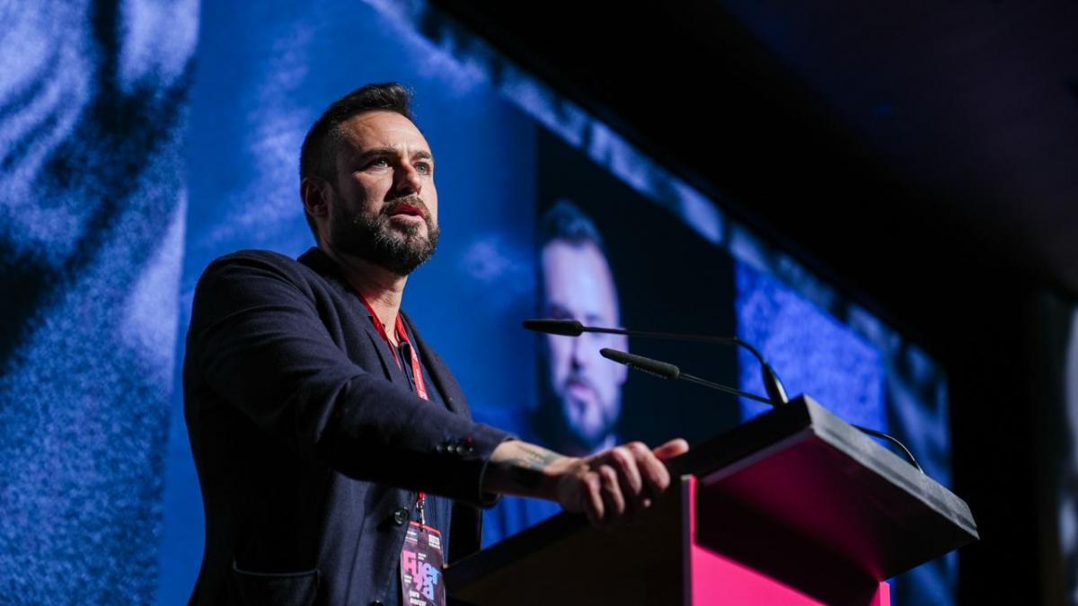 San José tras ser elegido secretario general de CCOO de Industria