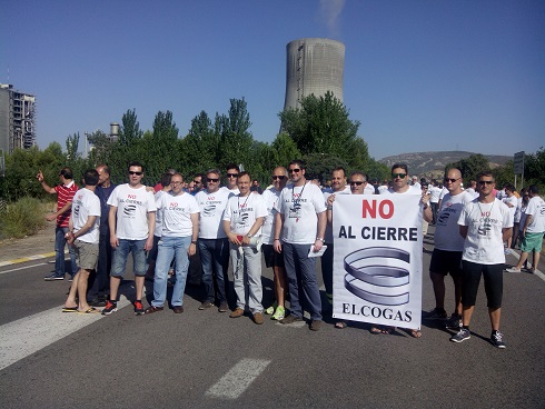 Imagen de la concentracin con el corte de la carretera 