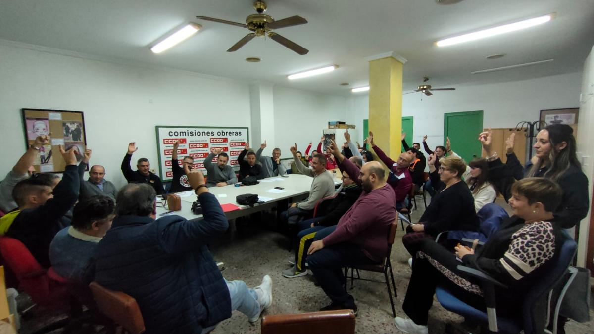 Votacin favorable a la firma del convenio estatal de crnicas en CCOO Alhama de Murcia 02 12 2024