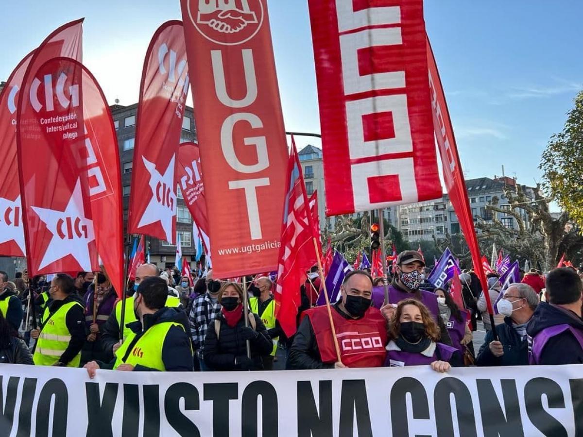 Manifestación en Galicia por un acuerdo justo en el sector de las conservas de pescado