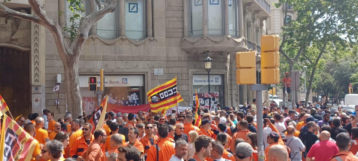 Las plantillas de Celsa Group se movilizan hoy ante distintas sedes de Deutsche Bank