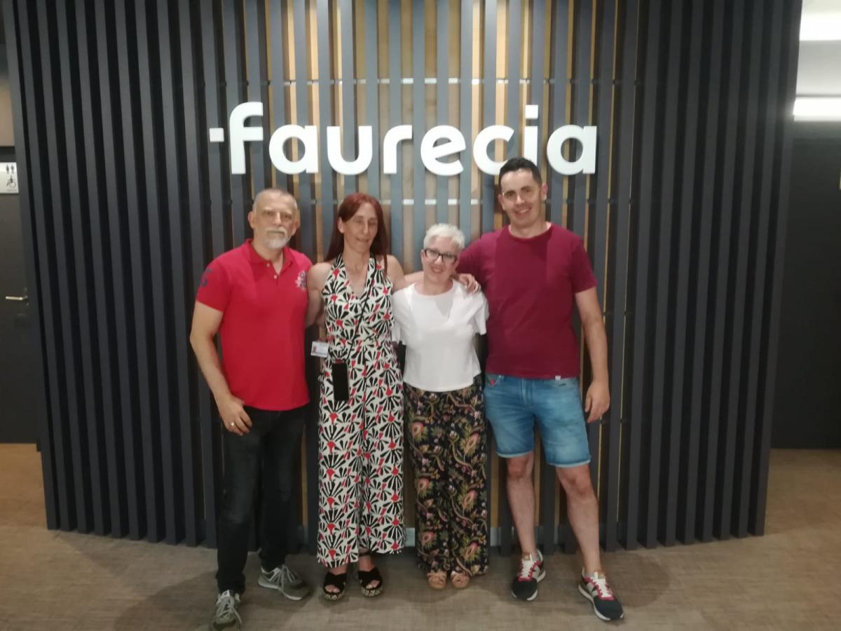 CCOO, UGT y CIG firman junto con la dirección de Faurecia el primer Plan de Igualdad a nivel estatal del grupo Faurecia (Forvia)