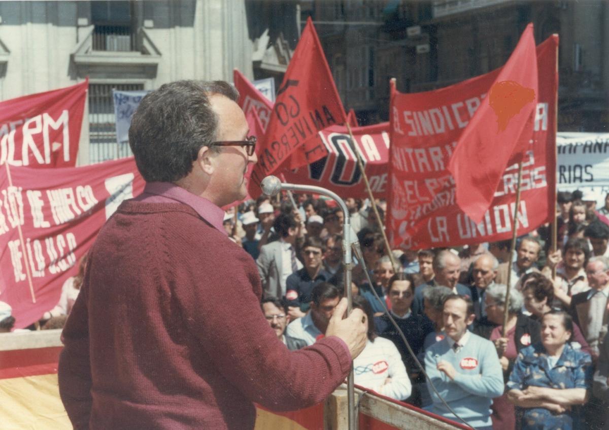 1980. ISIDORO GALN EN EL PRIMERO DE MAYO EN CARTAGENA