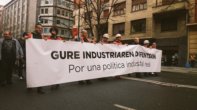 Cabecera de la manifestacin Gure Industriaren defentsan, por una Poltica Industrial Real