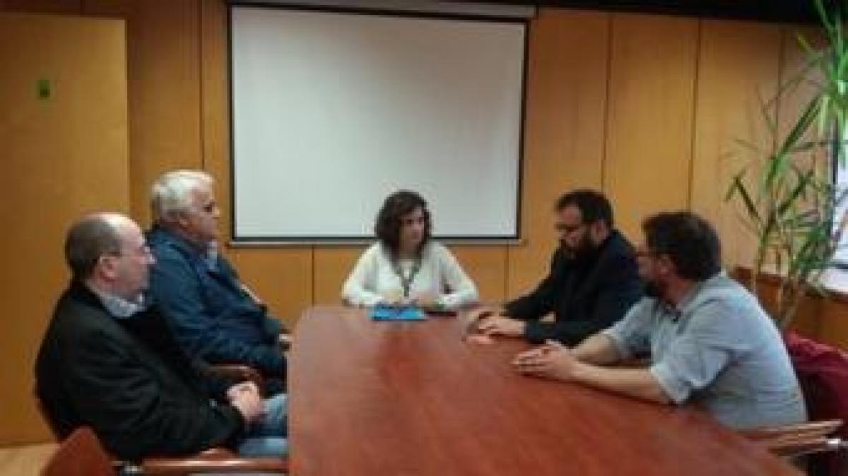 Reunión de los sindicatos con con la directora general de Trabajo del Gobierno de Cantabria